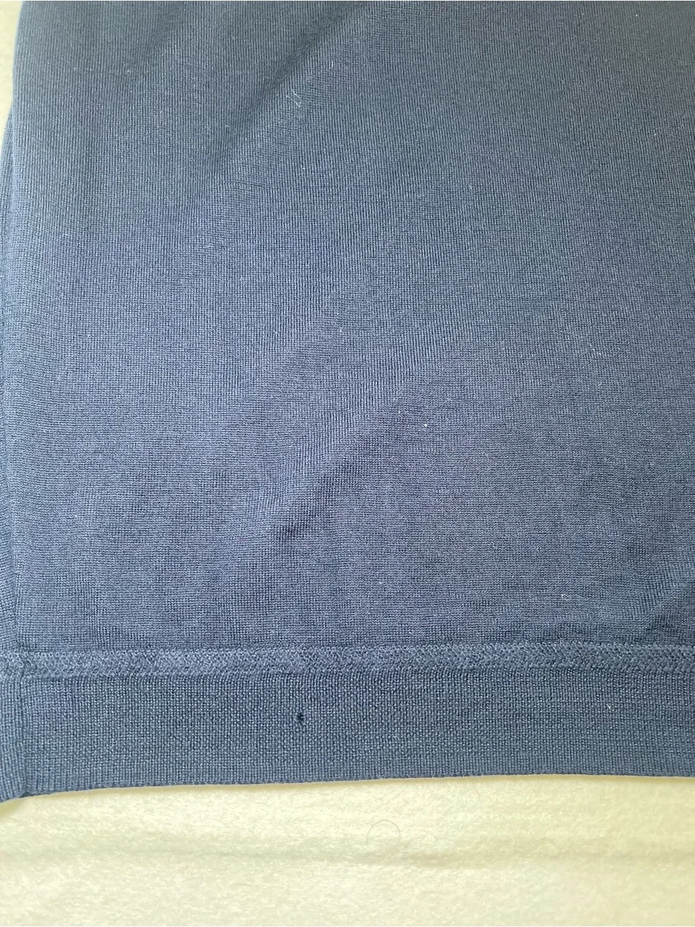 JWN John W Nordstrom Men’s Navy Blue Merino Wool V-Neck Sweater,Large  FLAW-Read